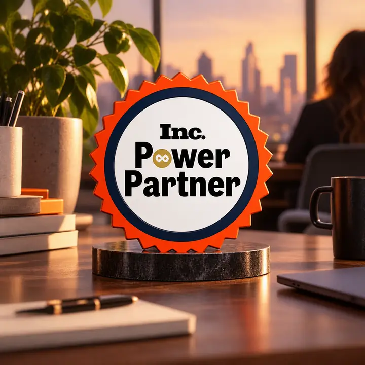 Insignia del premio Power Partner de Inc.